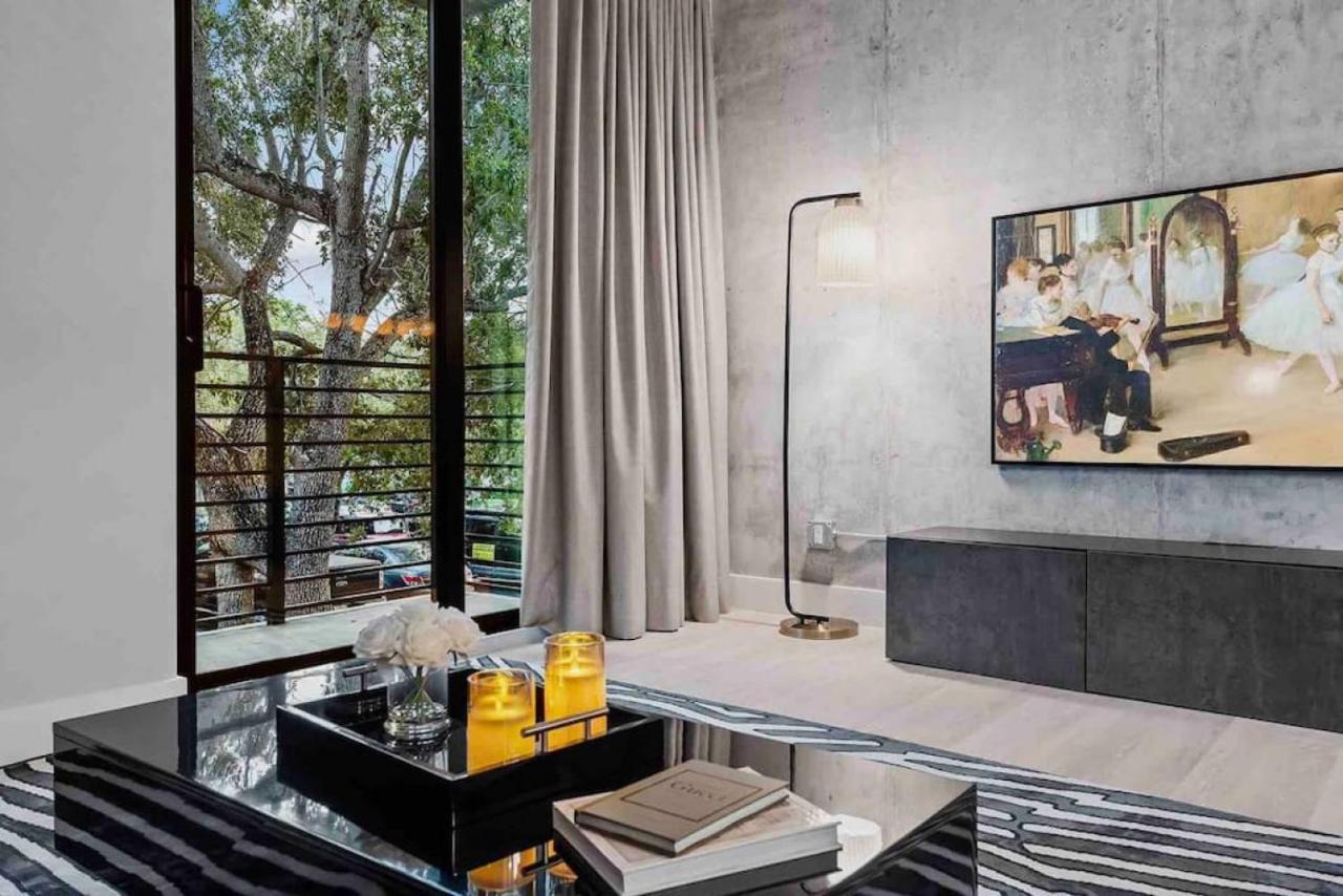 Pretty Rola 204 Upscale Spacious 1B1B Apt W King Bed At Downtown Ft Lauderdale Форт-Лодердейл Экстерьер фото