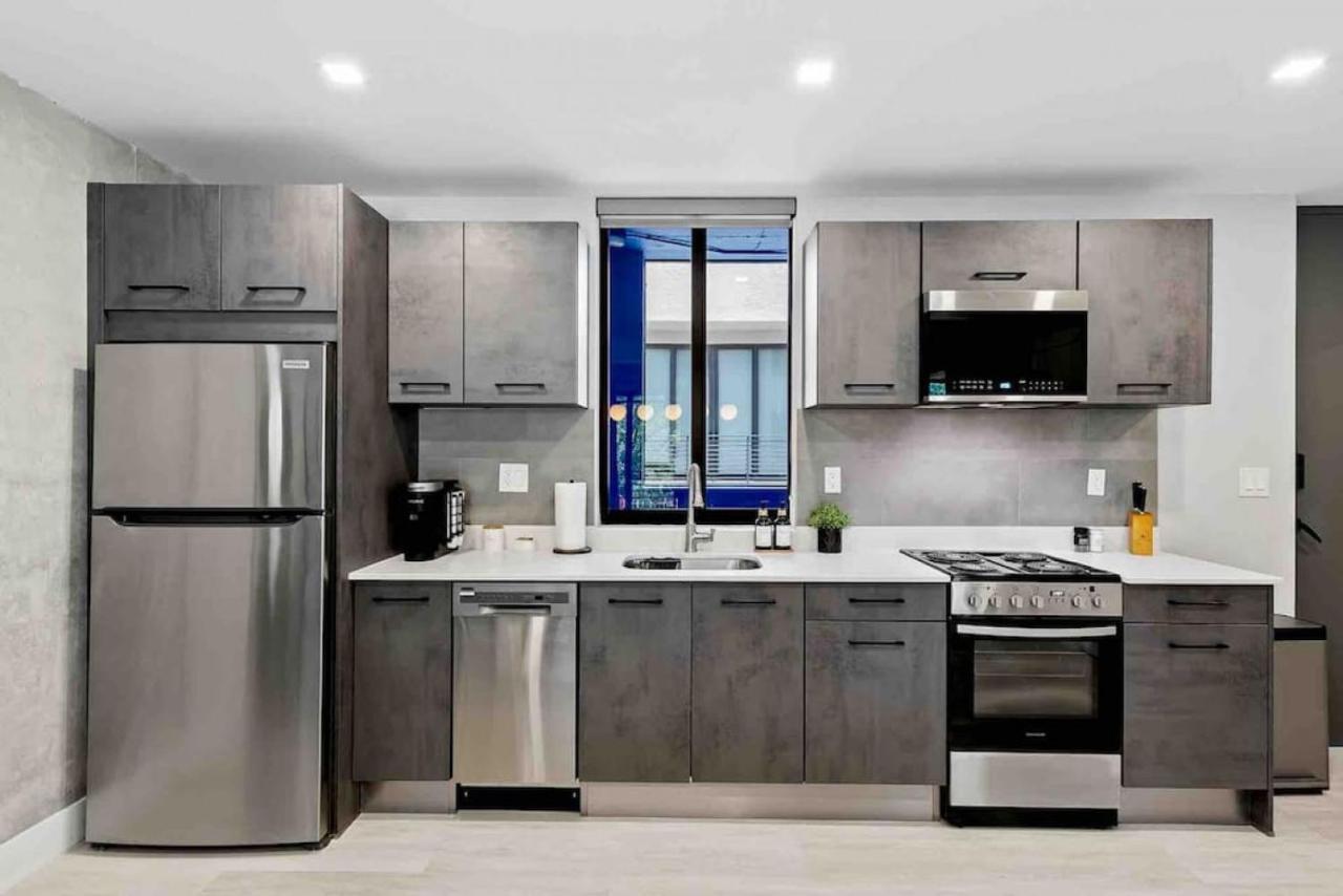 Pretty Rola 204 Upscale Spacious 1B1B Apt W King Bed At Downtown Ft Lauderdale Форт-Лодердейл Экстерьер фото