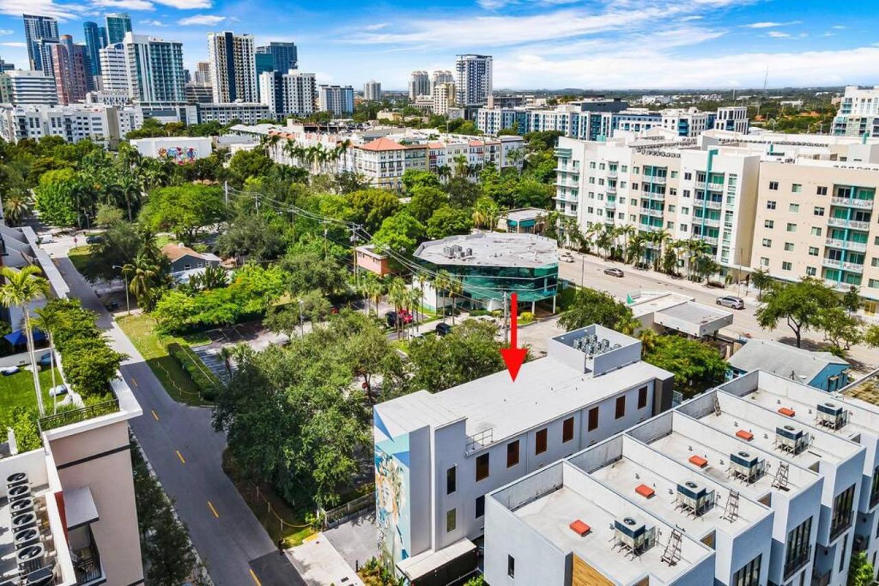 Pretty Rola 204 Upscale Spacious 1B1B Apt W King Bed At Downtown Ft Lauderdale Форт-Лодердейл Экстерьер фото